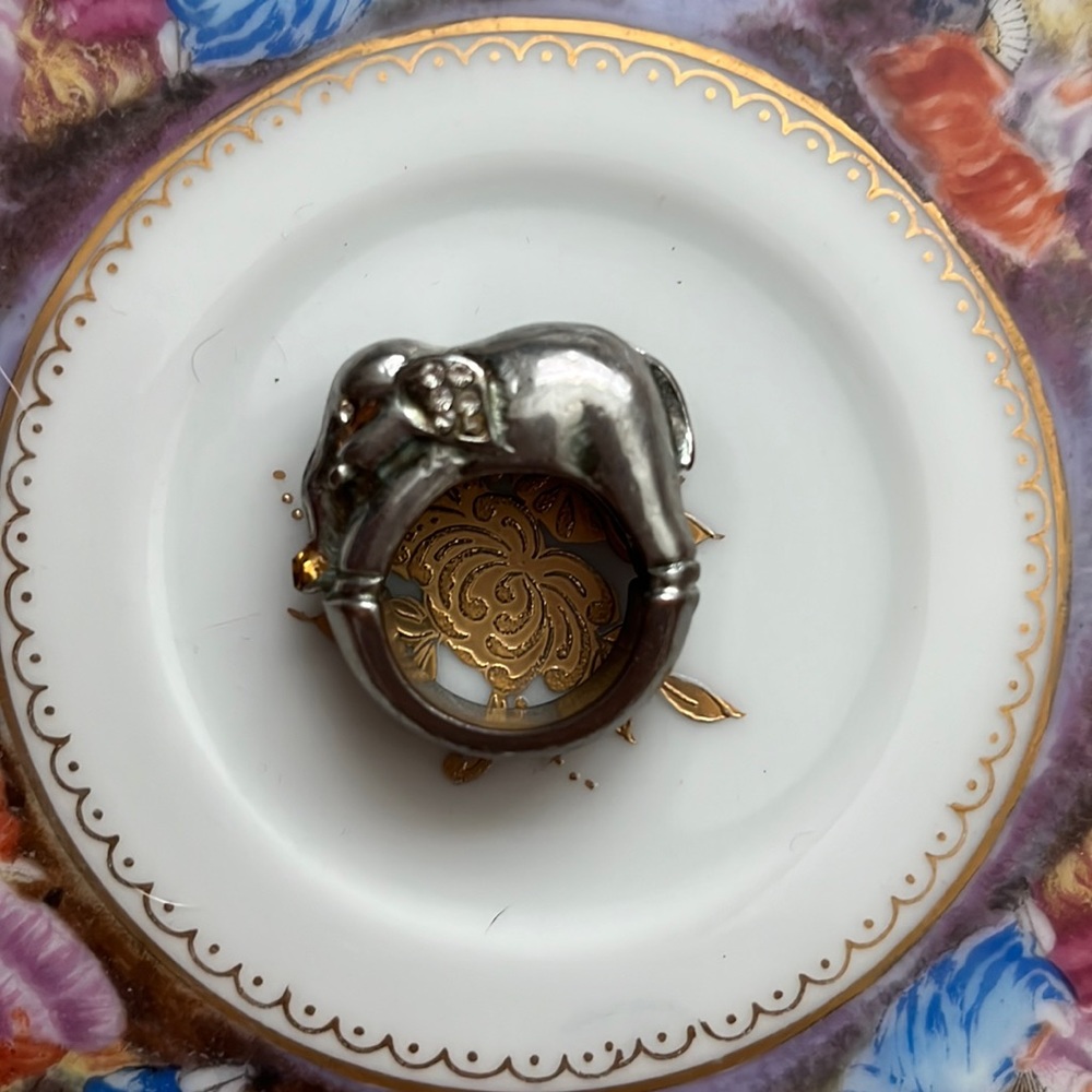 Silver elephant ring